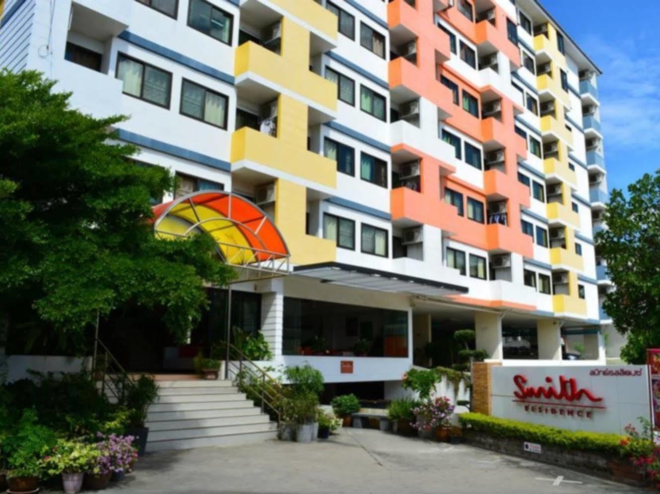 Smith residencia Aparthotel Chiang Mai Exterior foto